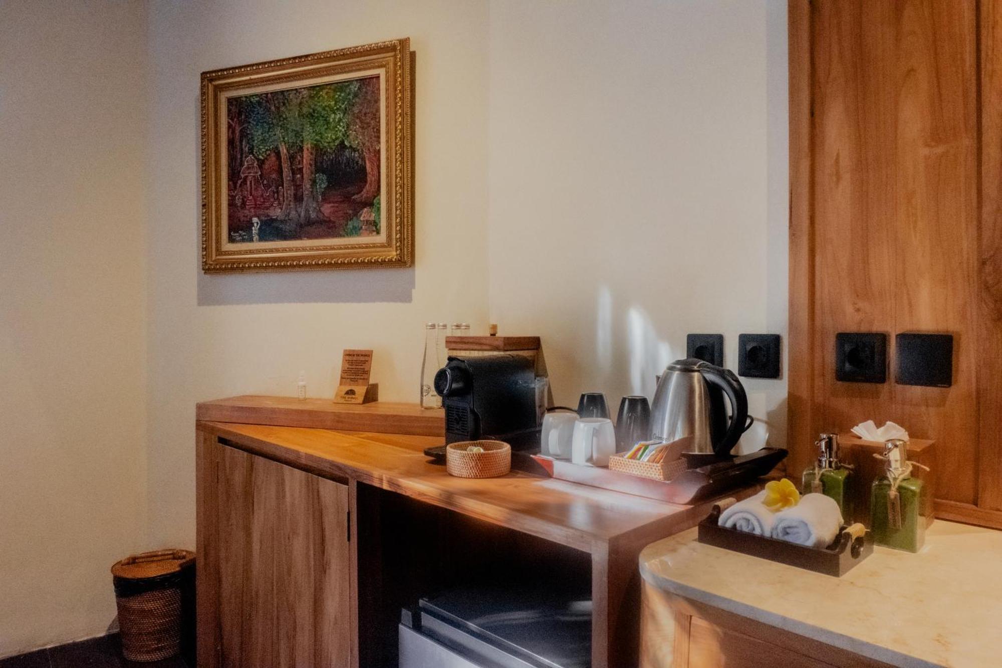 The Sebali Resort Ubud Zewnętrze zdjęcie A Nespresso machine in a hotel room